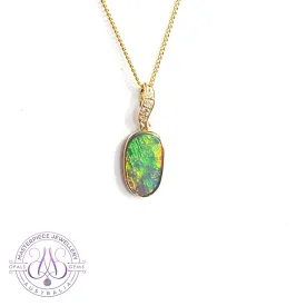 14kt Yellow Gold Opal doublet 3.1ct pendant with diamonds