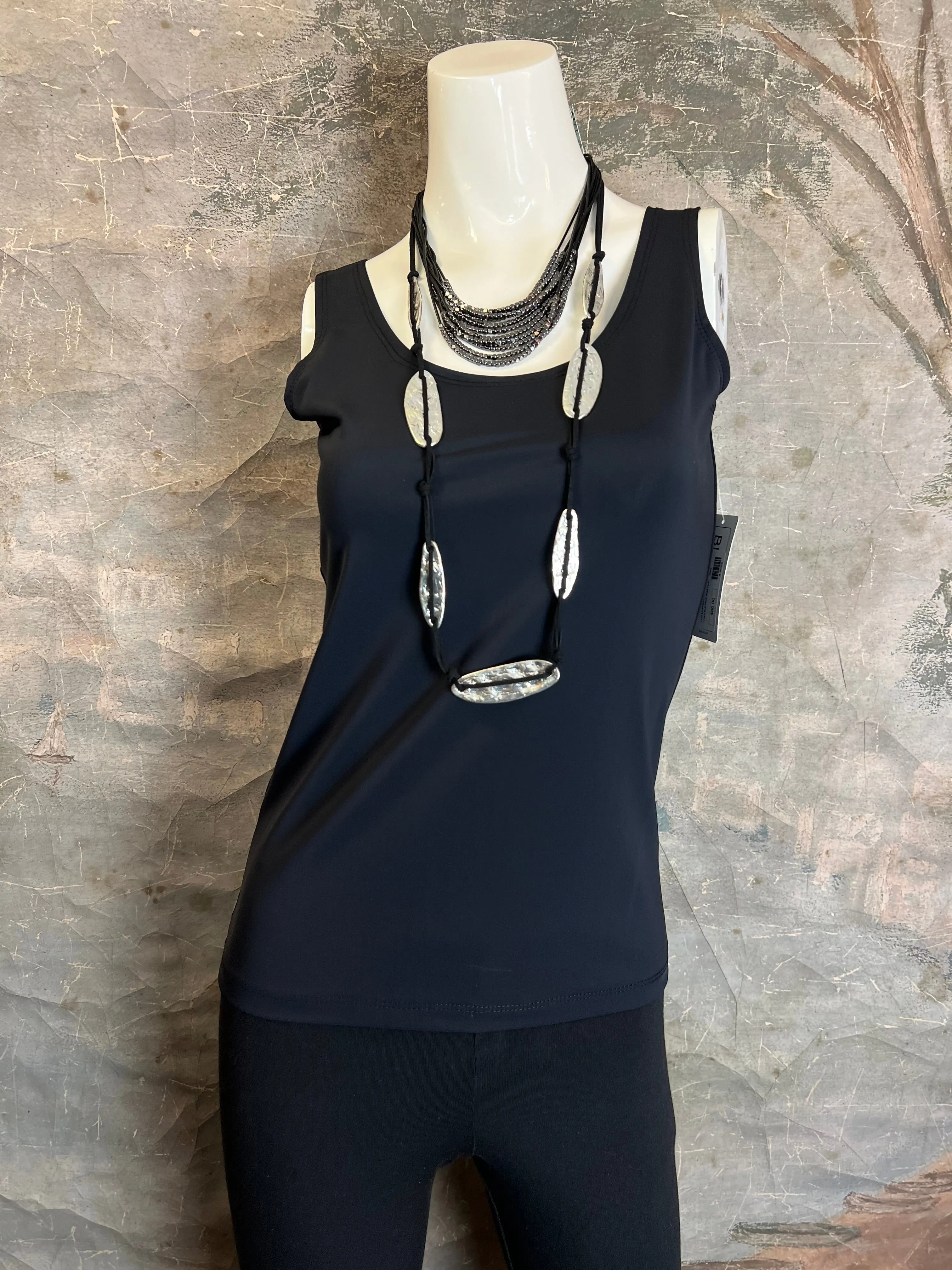 1704 Multi Neck Shell Tank-Black