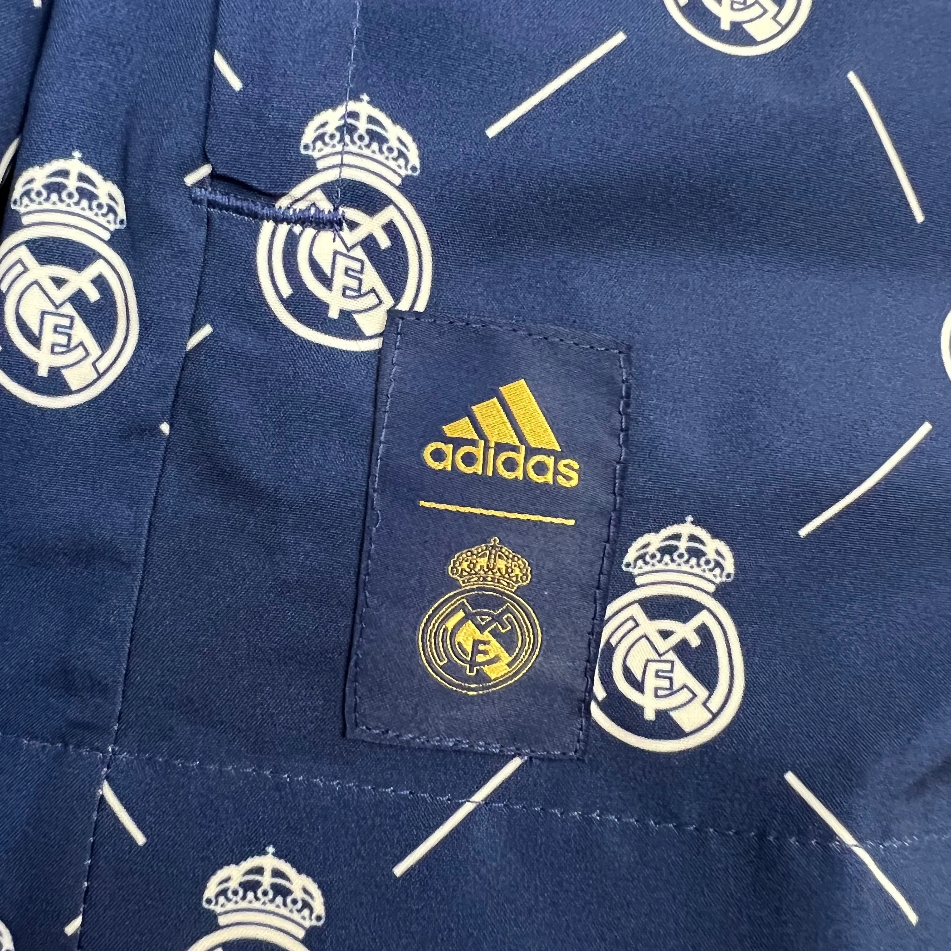 23/24 Windbreaker Real Madrid S-XXL