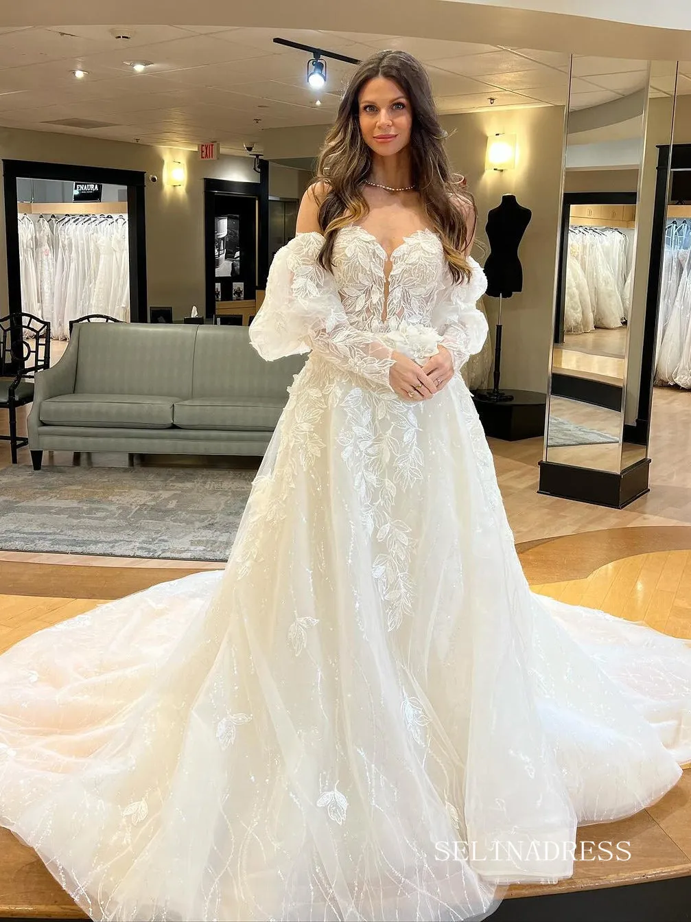 A-line Puff Sleeve Lace Wedding Dress Bridal Gowns lps006