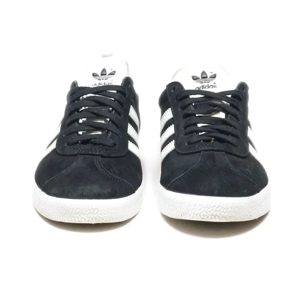 Adidas Gazelle Low-Top Sneakers Suede Black Colour For Women