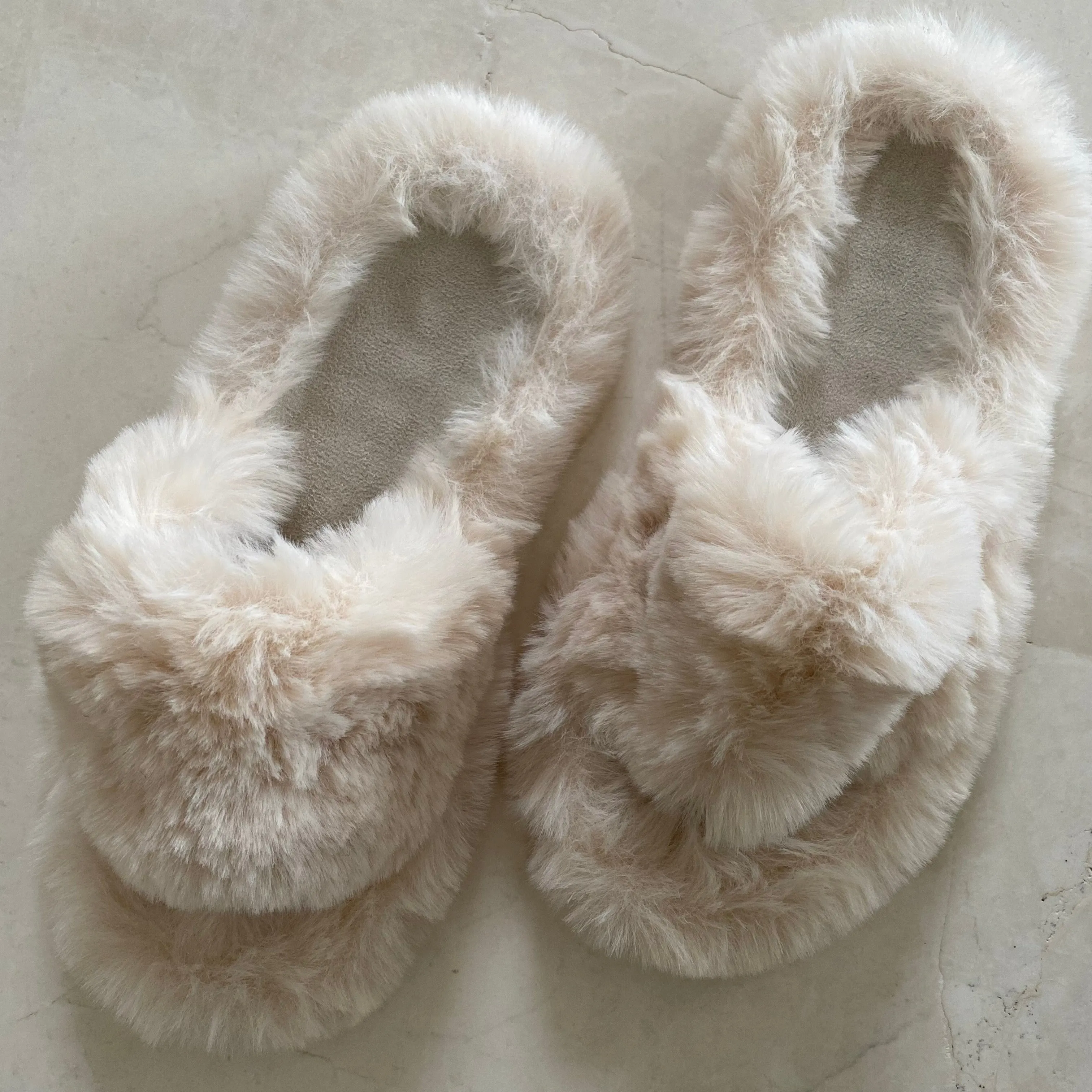 Adult Furry Slides Off White