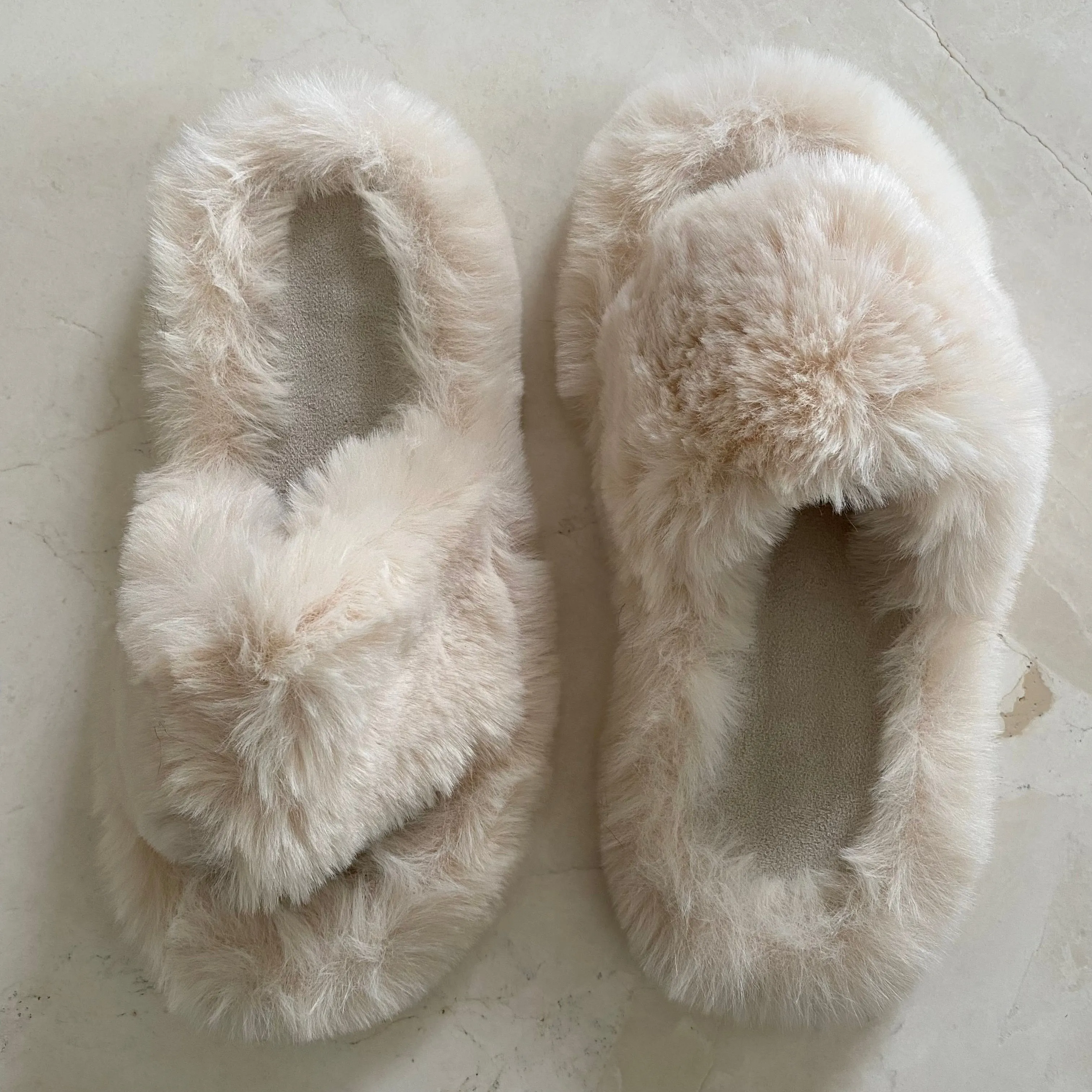 Adult Furry Slides Off White