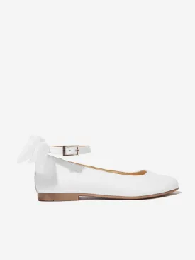 Andanines Girls Pumps With Removable Bow in White