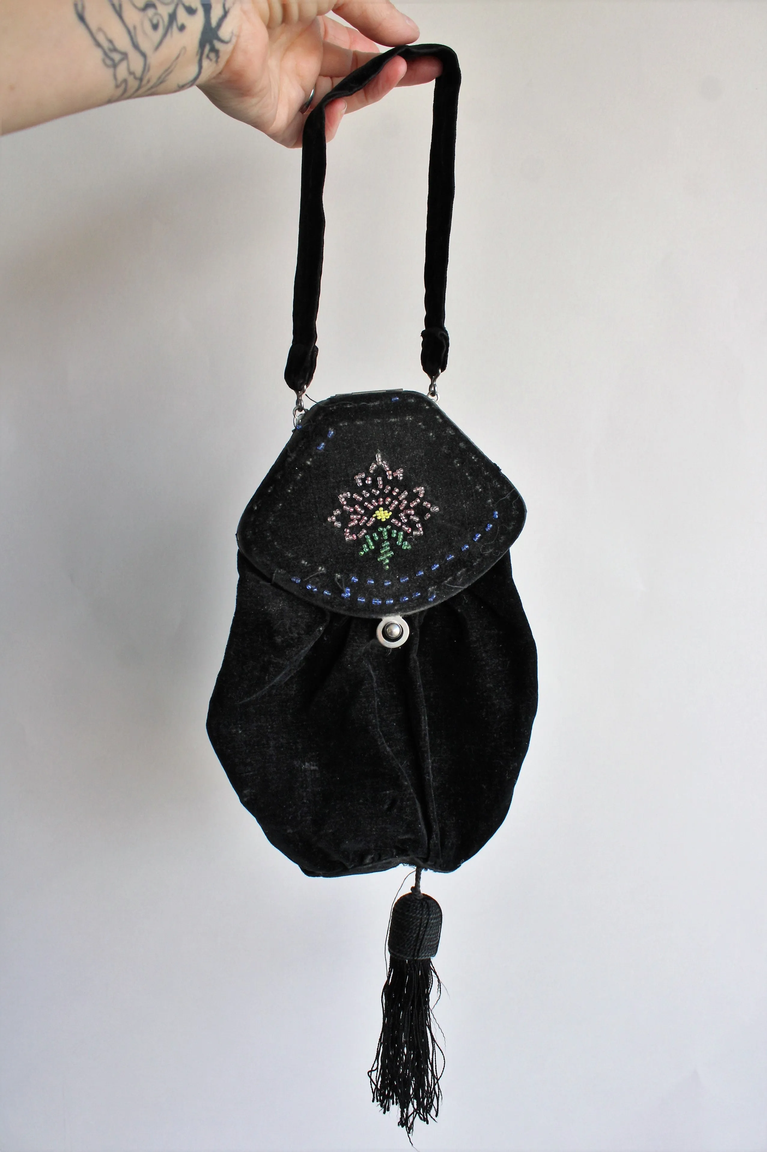 Antique 1910s Black Velvet Reticule with Beaded Flower and Mirror