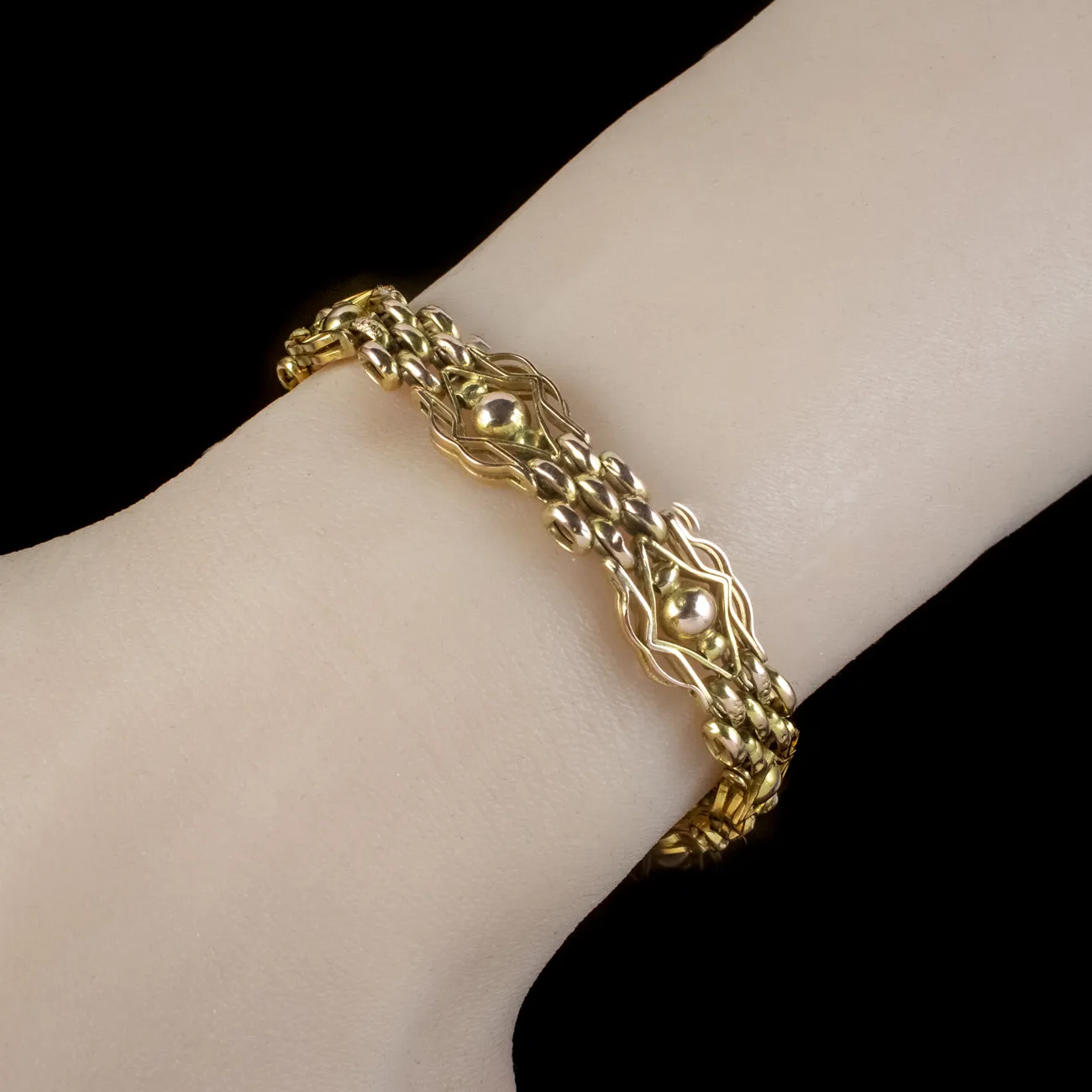 Antique Victorian Gate Bracelet 9ct Gold