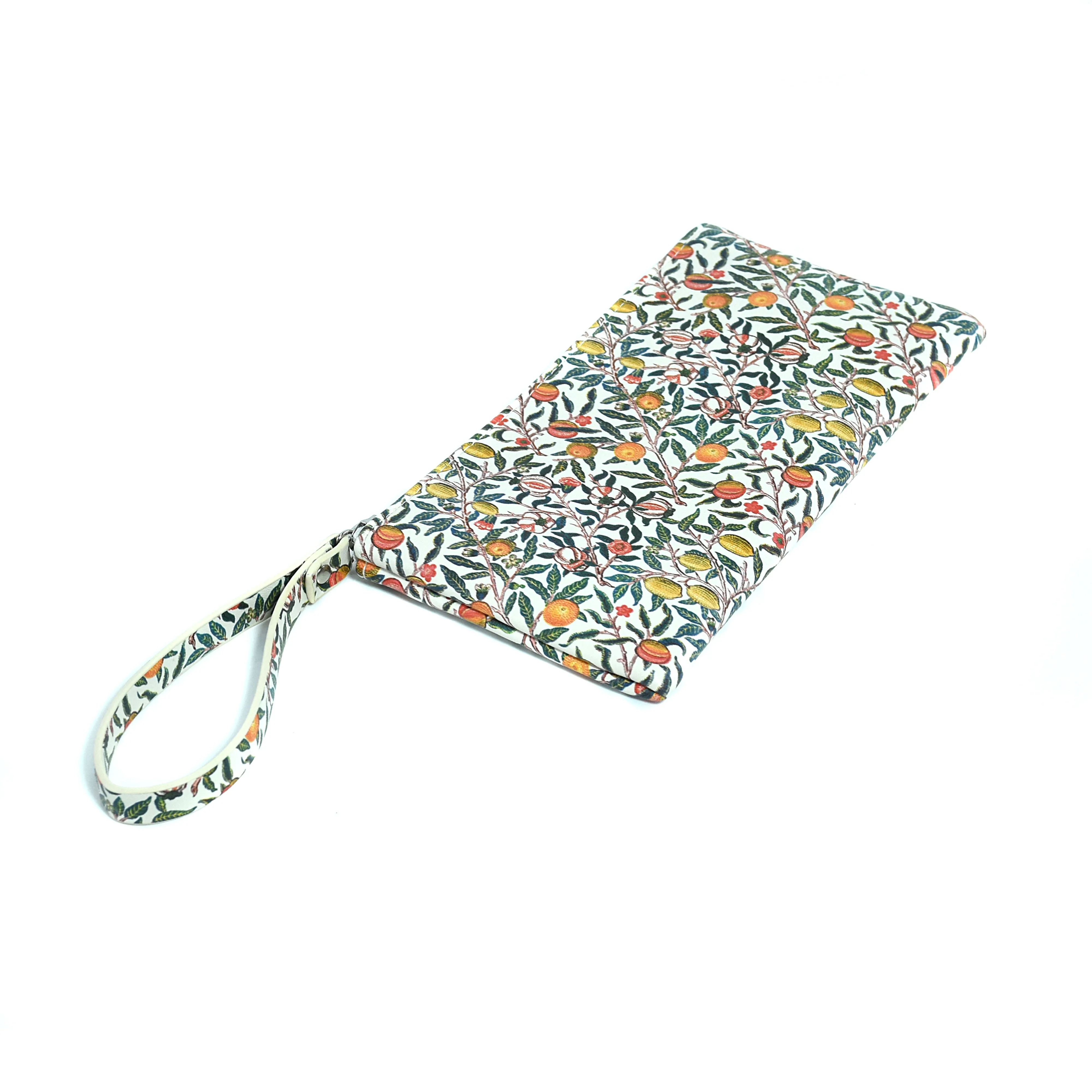 Artico Small Pouch - William Morris Fruit