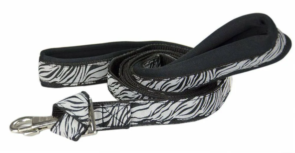 BARGAIN BIN Padded Double Handle Overlay Dog Leash Warranted Snap 1" X 6' Fun Designs