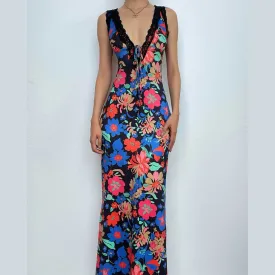 BerriesJam - Lace Sleeveless V Neck Flower Print Contrast Maxi Dress