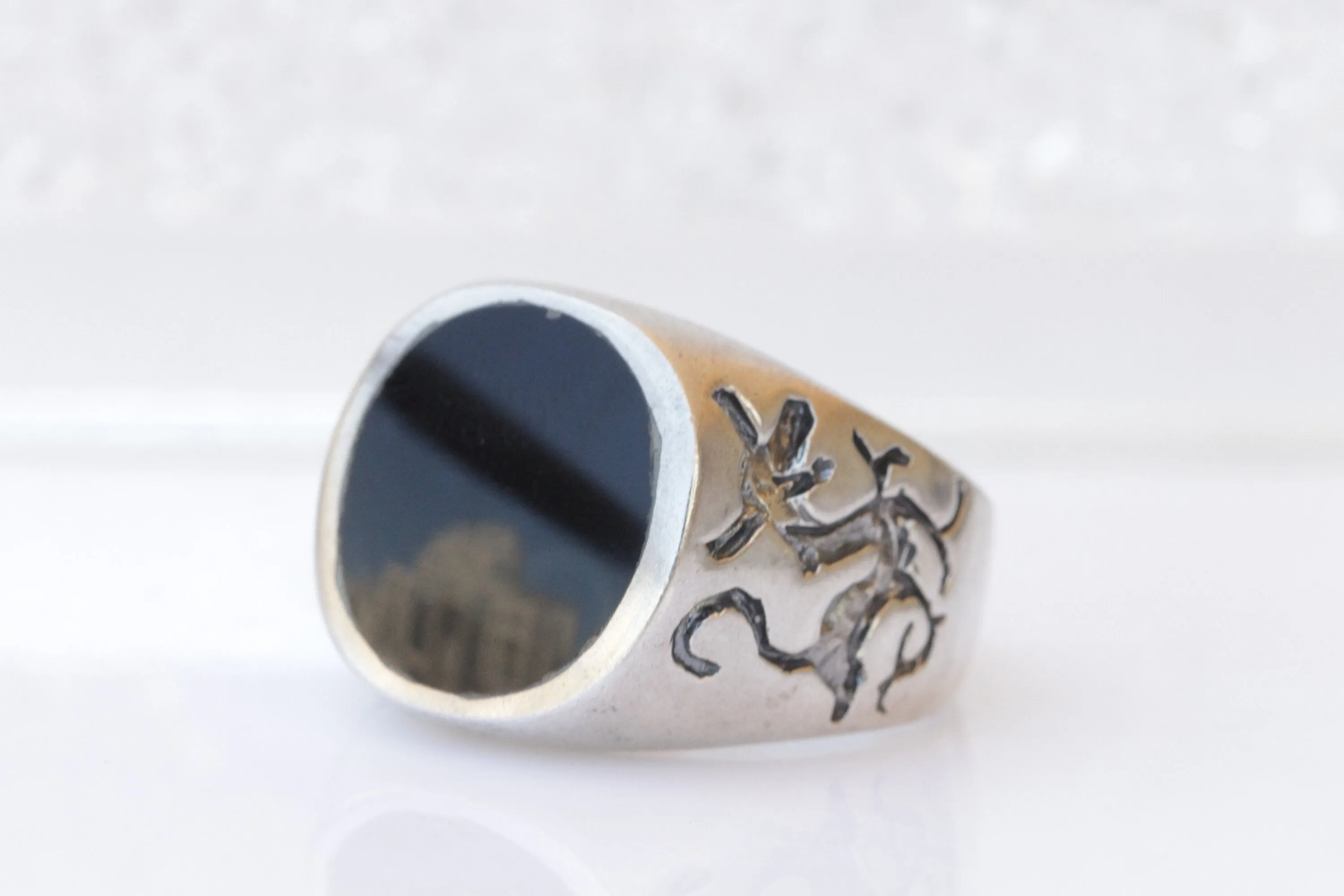 BLACK ENAMEL RING