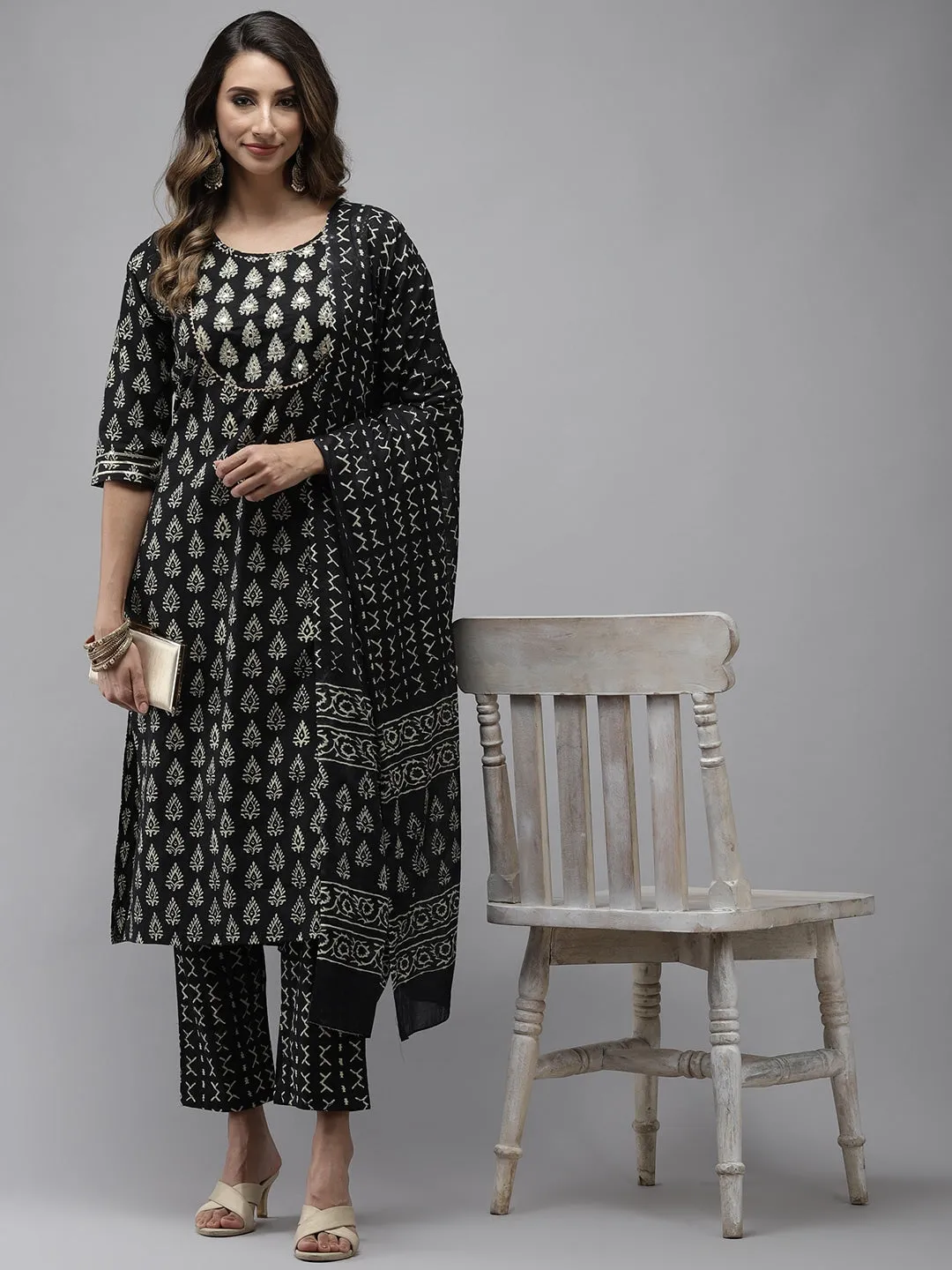 Black Ethnic Motifs Printed Straight Shape Dupatta Set