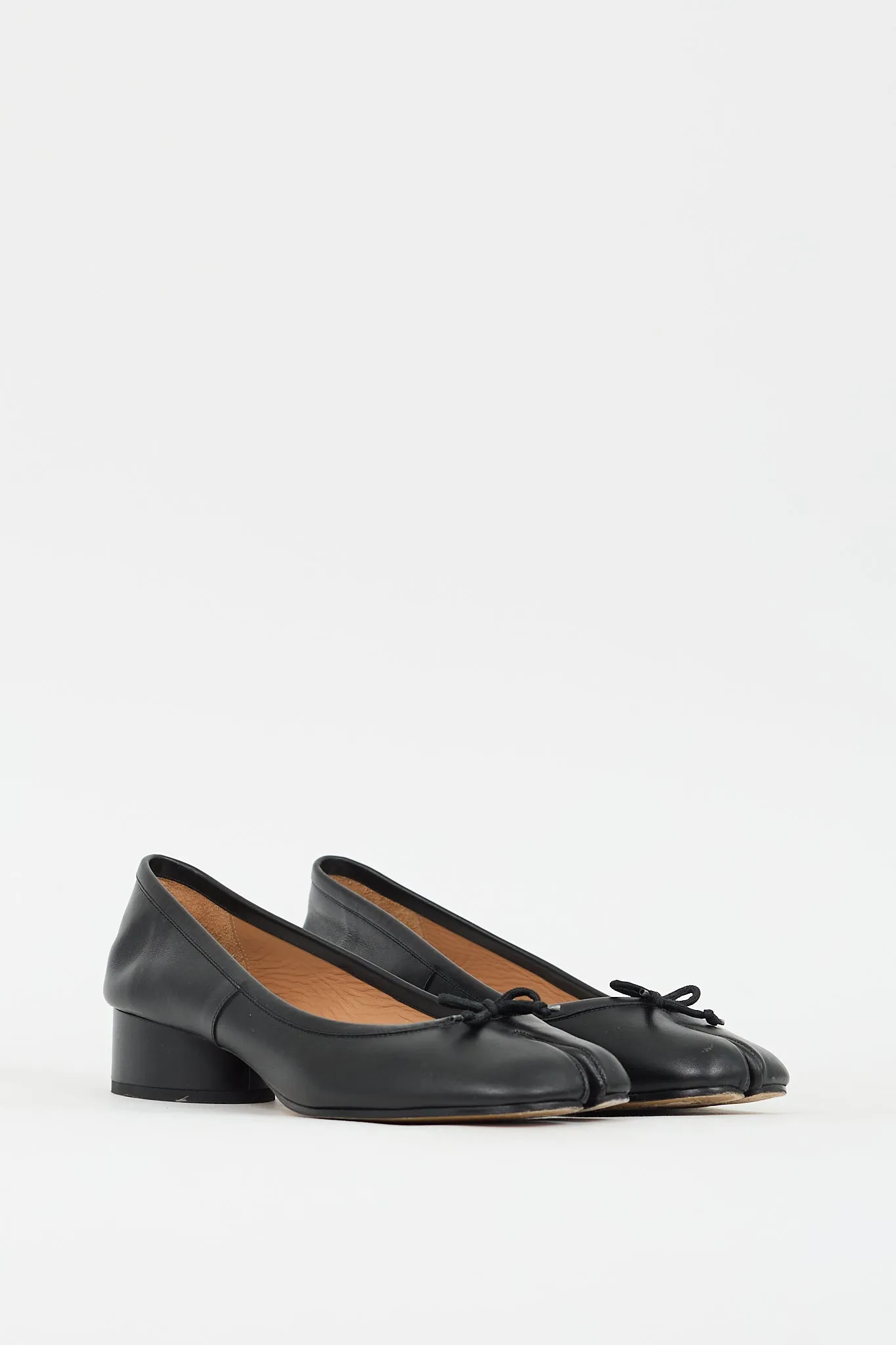 Black Leather Tabi Ballerina Heeled Flat