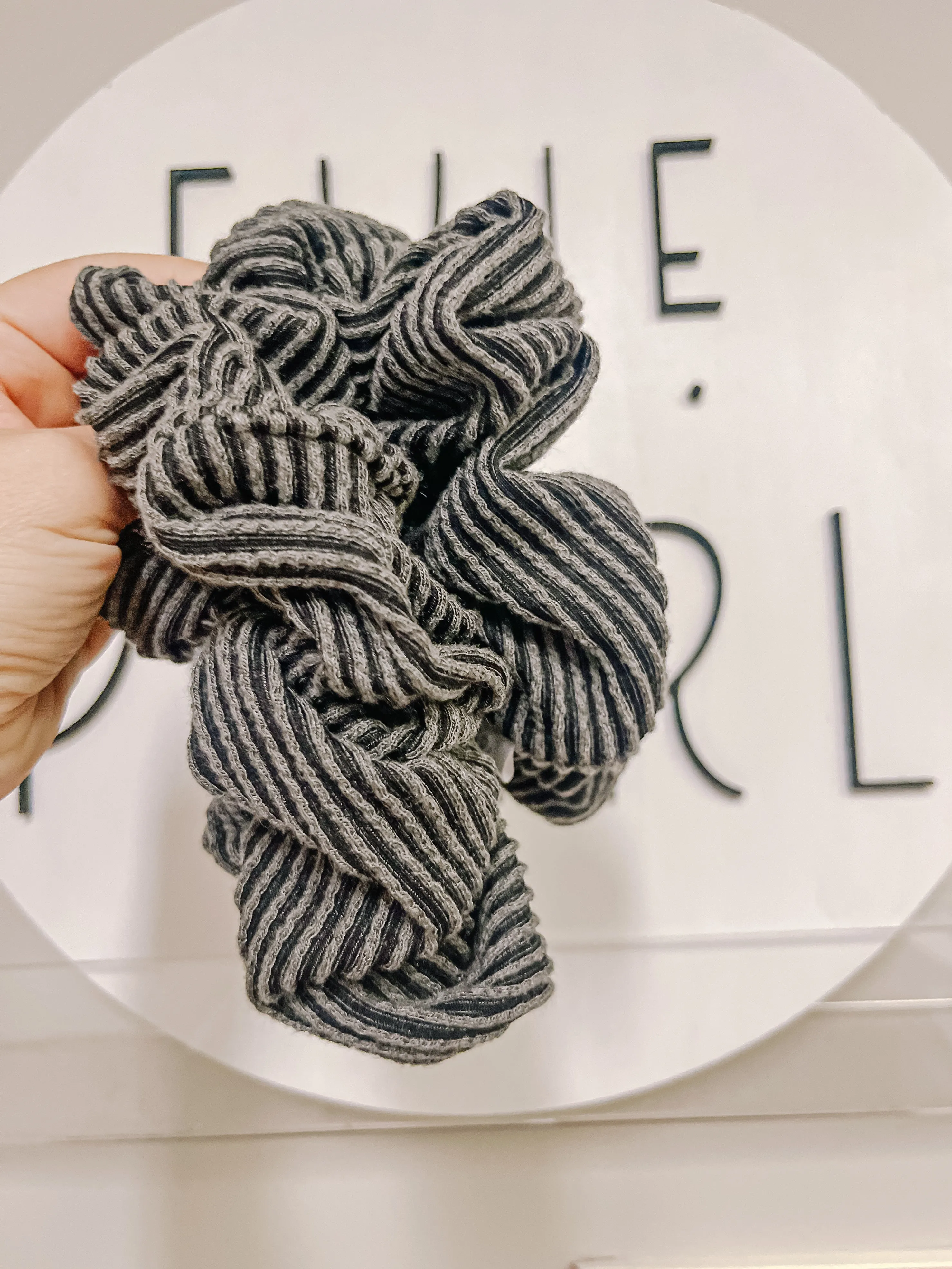 Black Ribbed Oversized Scrunchy