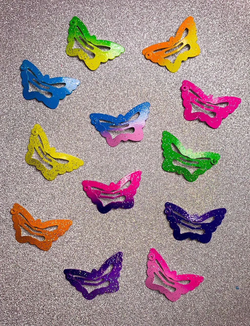 BUTTERFLY FLAT HAIR CLIPS