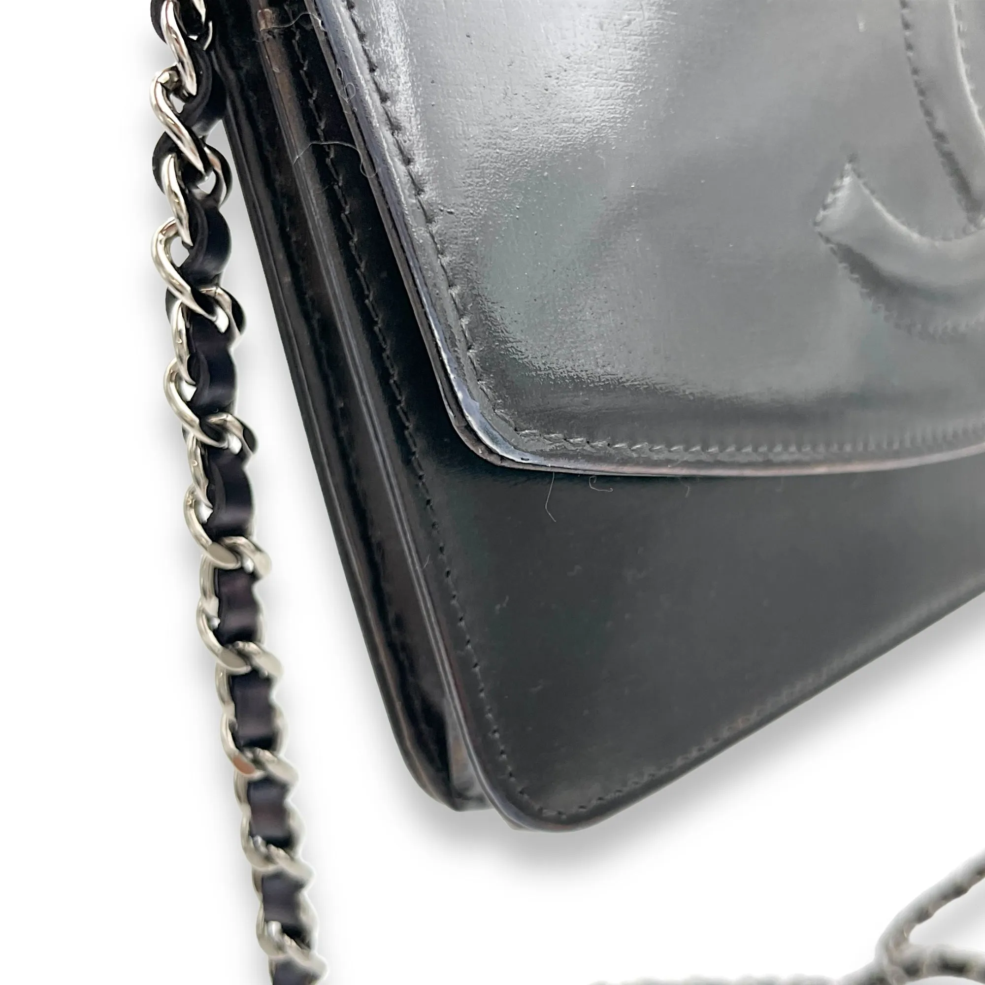 CC Wallet On Chain Black in Patent Leather, Silver hardware