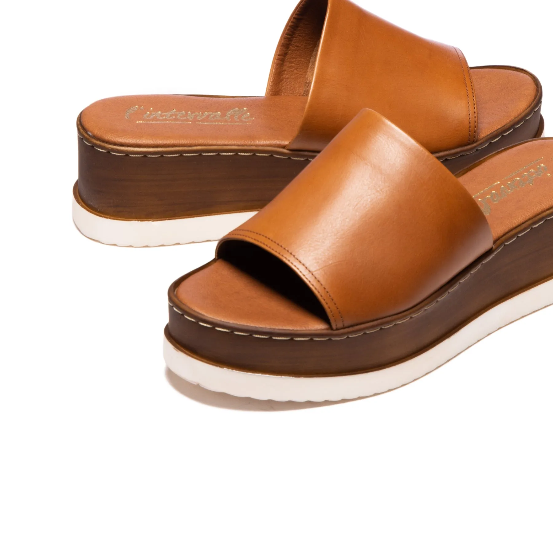 Cefalu Tan Leather