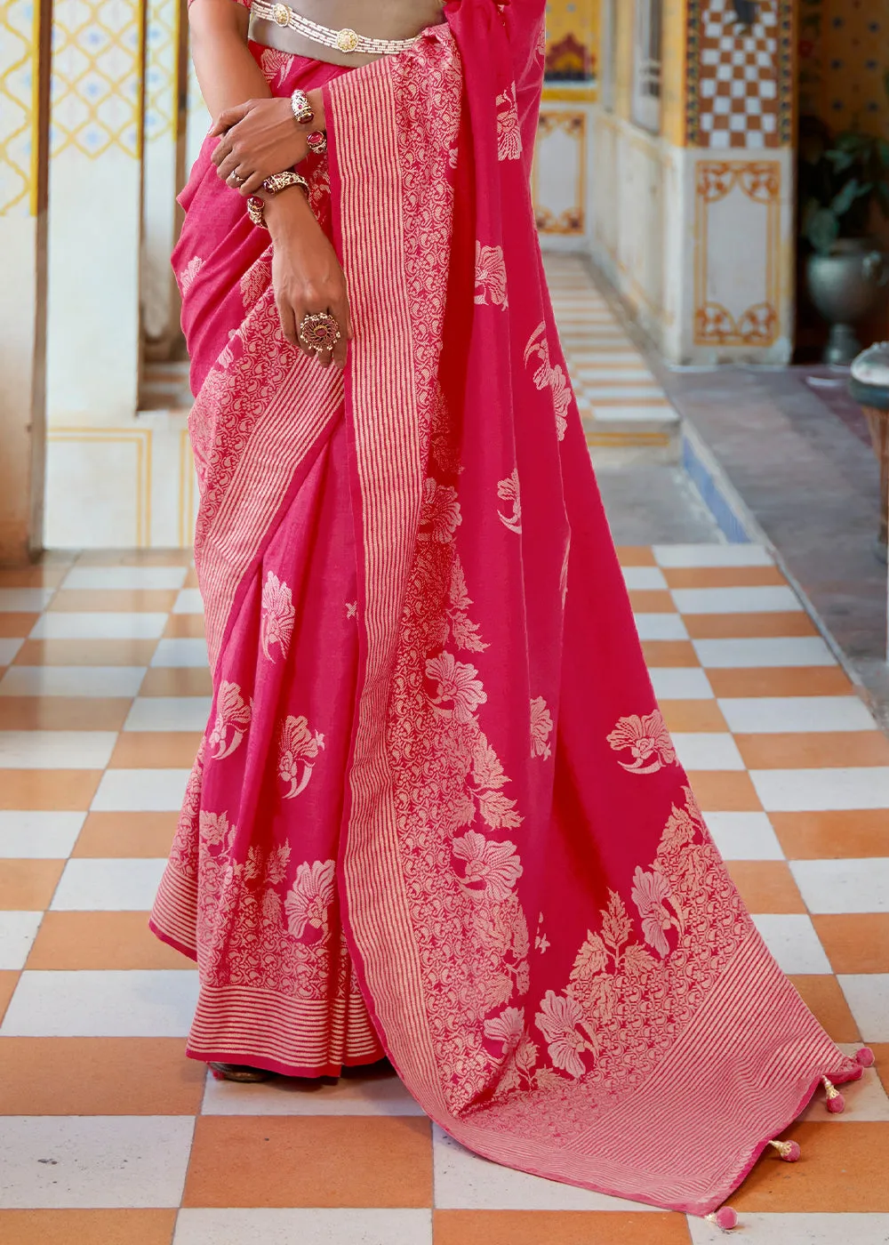 Cerise Pink Zari Woven Banarasi Silk Saree