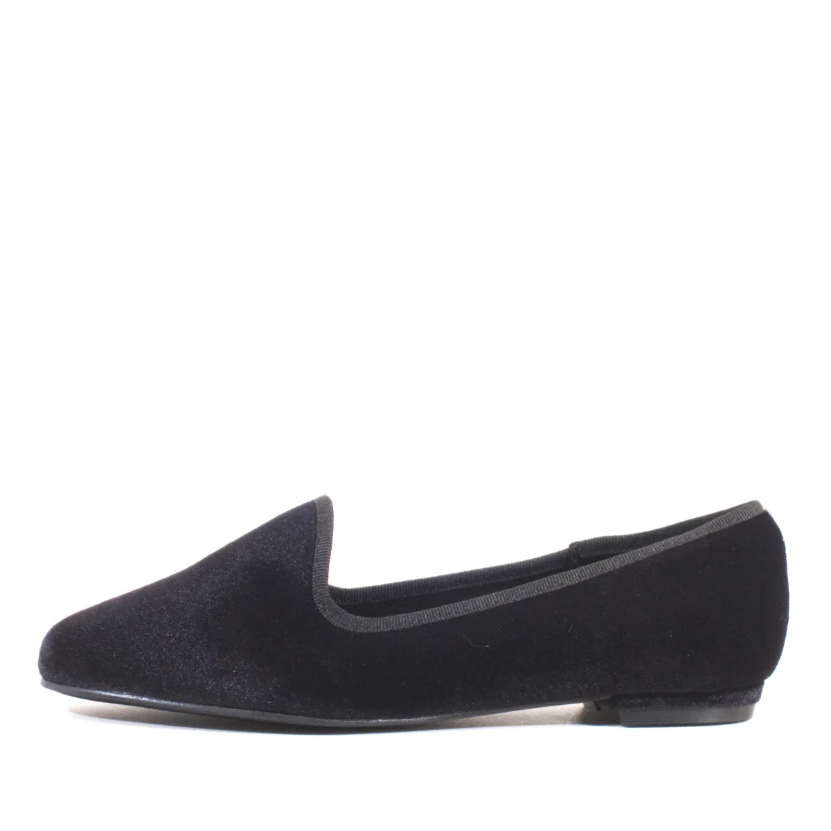 Chain Velvet Loafers