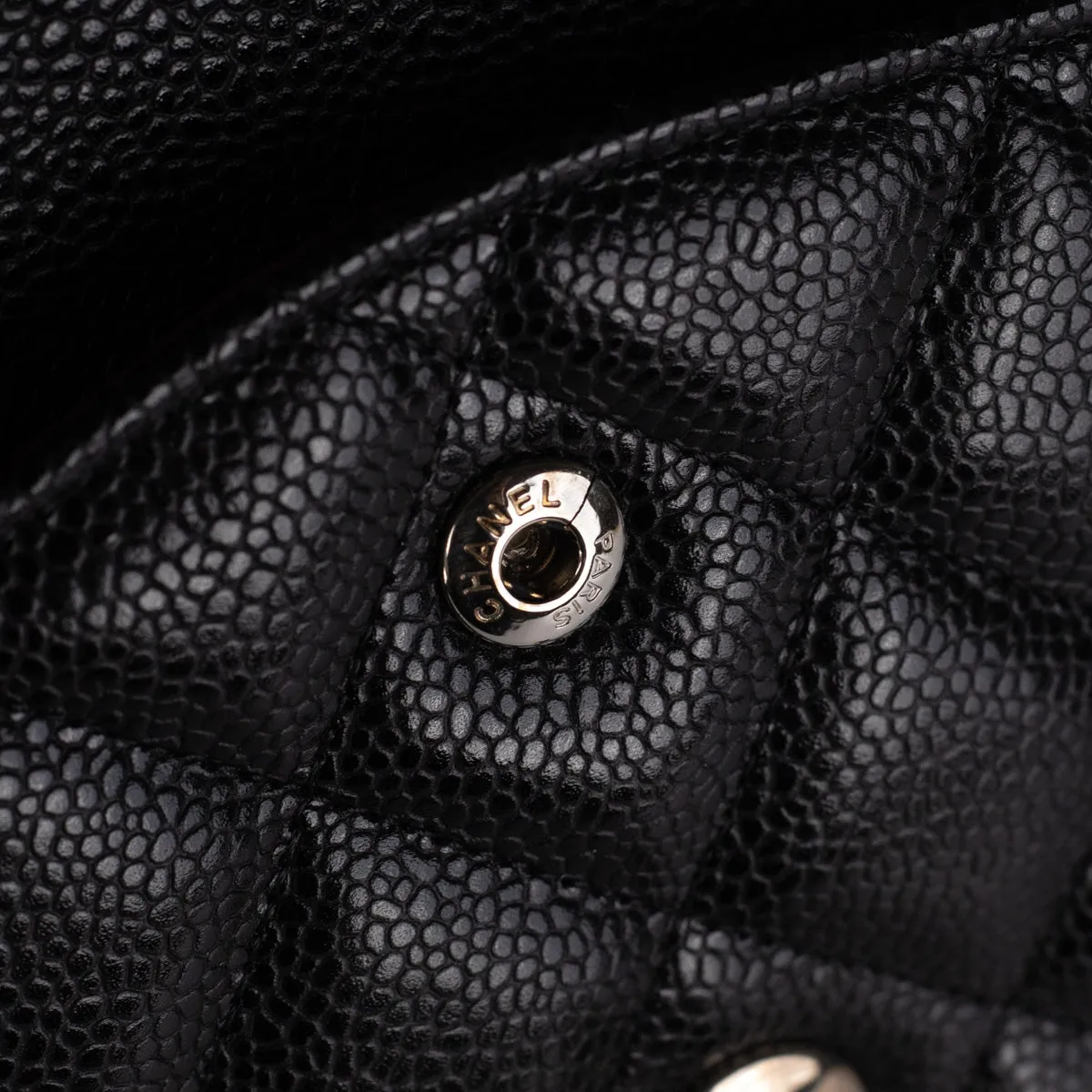 Chanel Quilted Caviar Jumbo Classic Flap Black