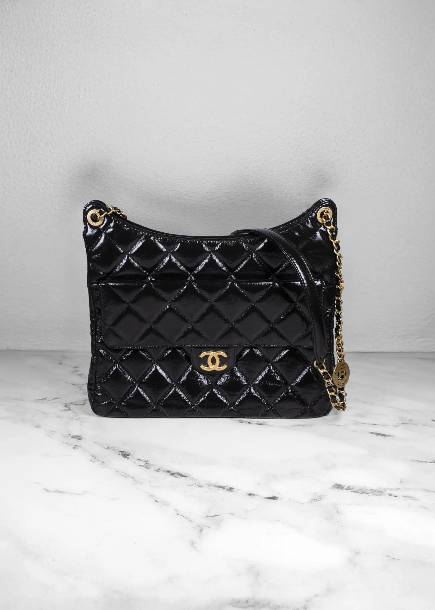 Chanel Shiny Crumpled Calfskin Quilted Large Wavy CC