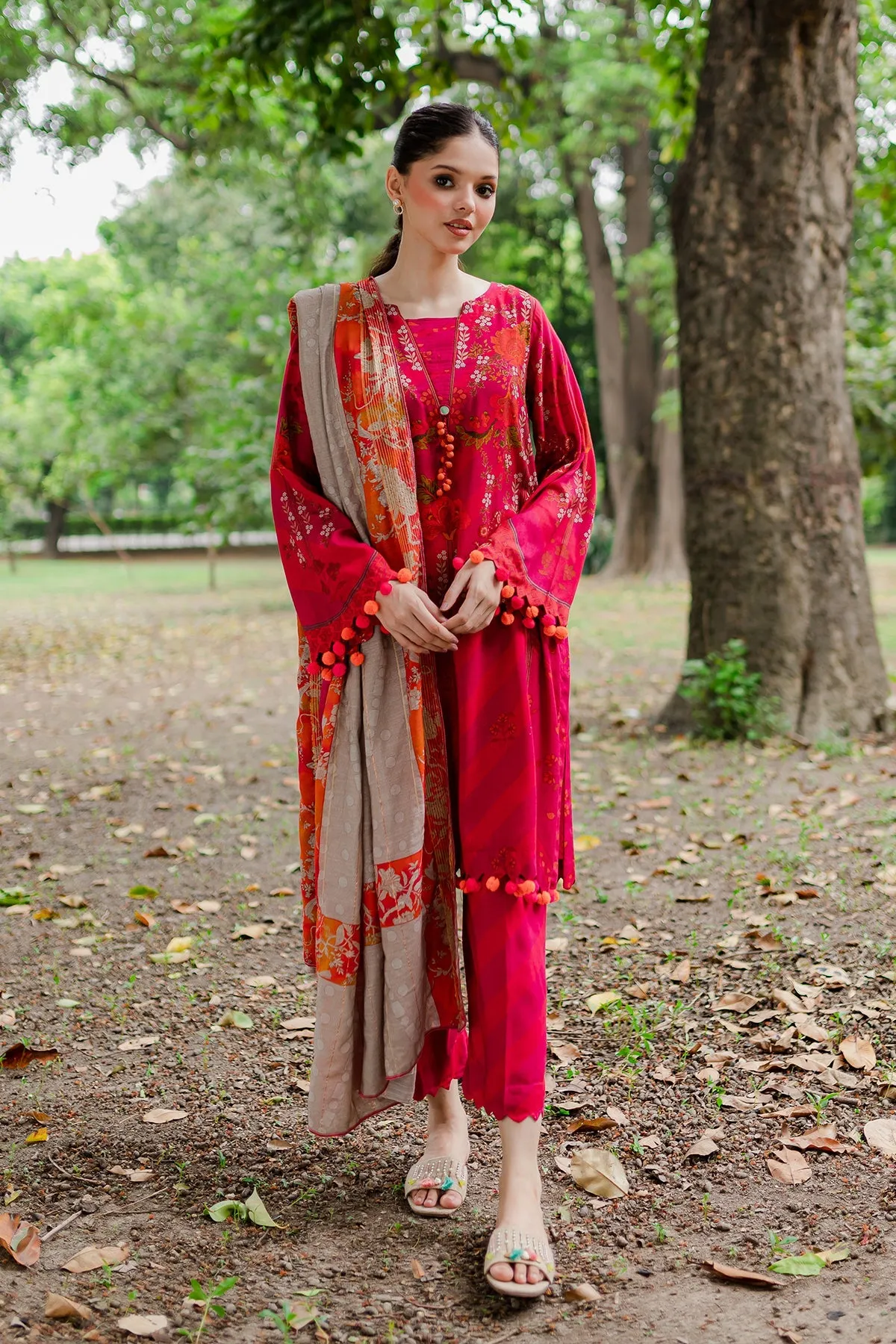 Charizma C-Print Linen Collection with Printed Wool Shawl – CPW-05