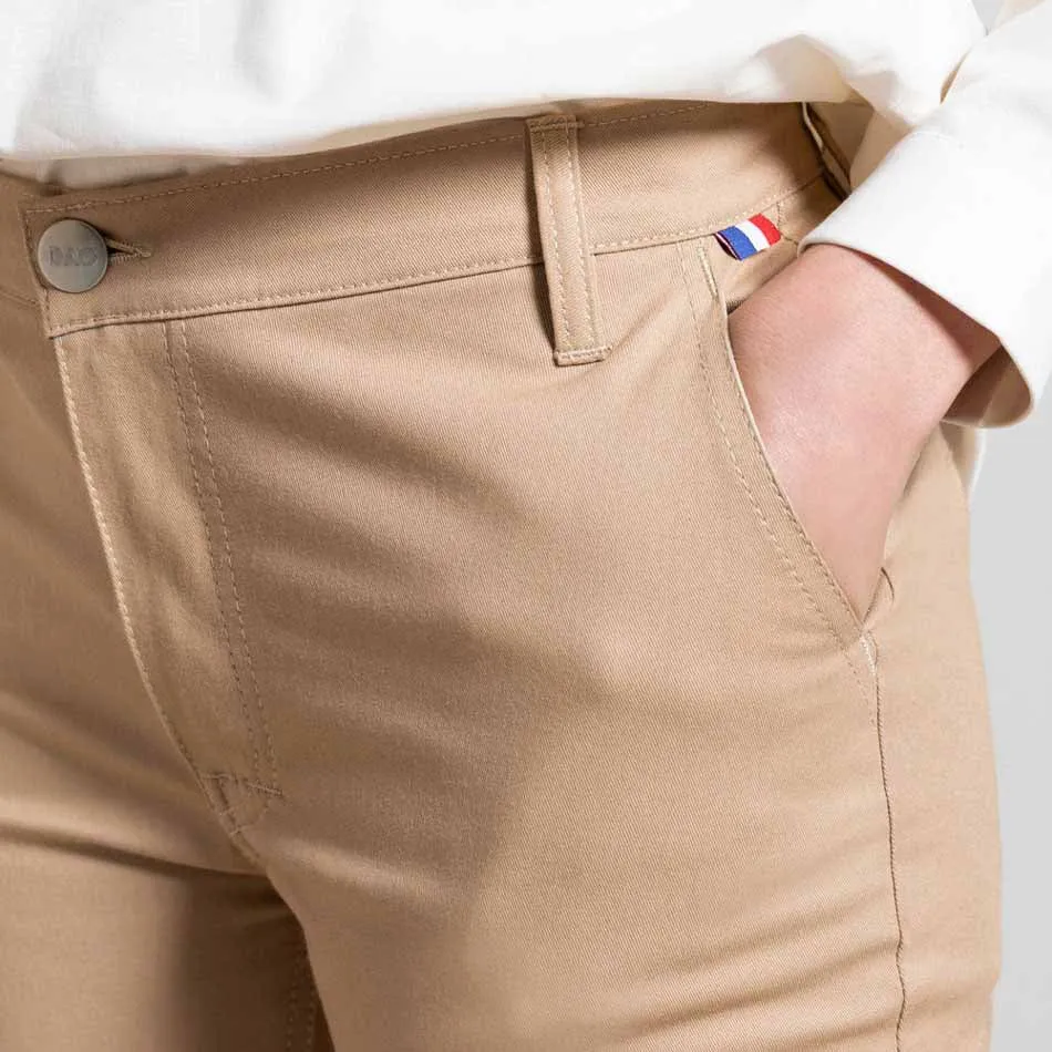 Chino Mai beige taille standard coupe slim