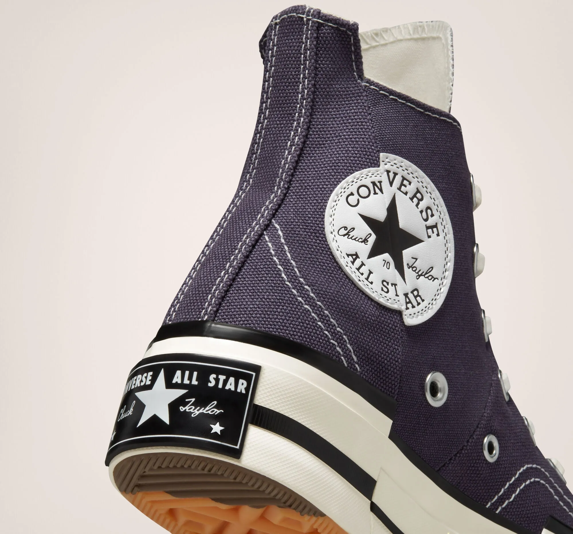 Chuck 70 Plus Unisex in Dark Raisin