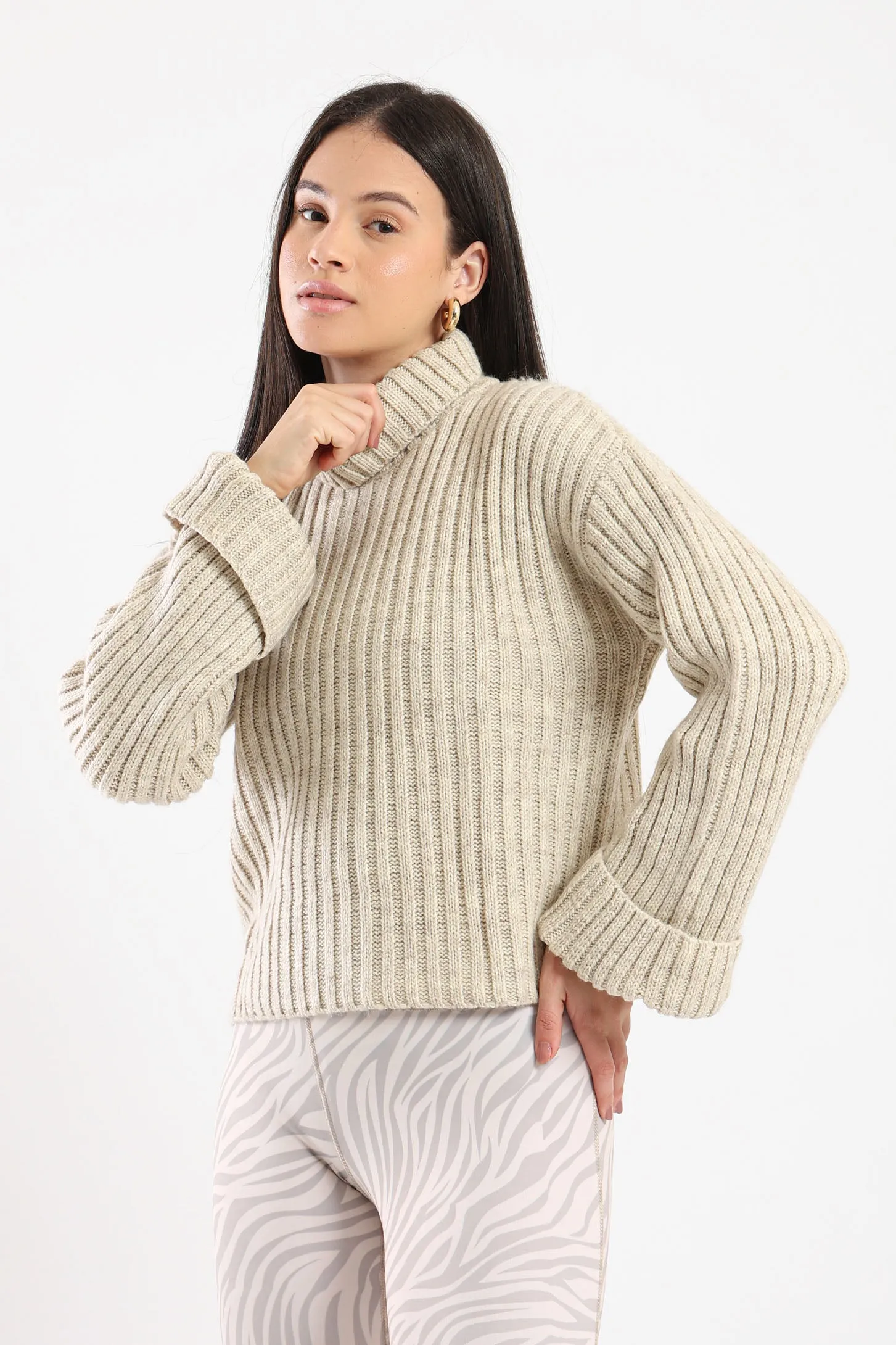 CHUNKY HIGH NECK SWEATER - BEIGE