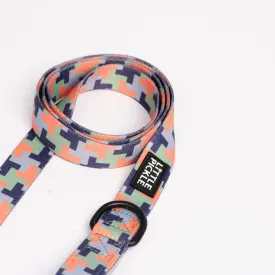 Classic Comfort Leash in Puzzler Design