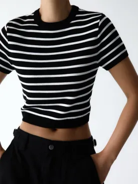 CLASSIC STRIPED CROPPED KNIT TOP