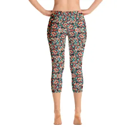 Colorful Red Geometric Capri Leggings, Designer Colorful Women's Leggings-Made in USA/EU/MX