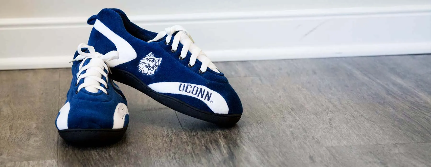 Connecticut Huskies All Around Rubber Soled Slippers