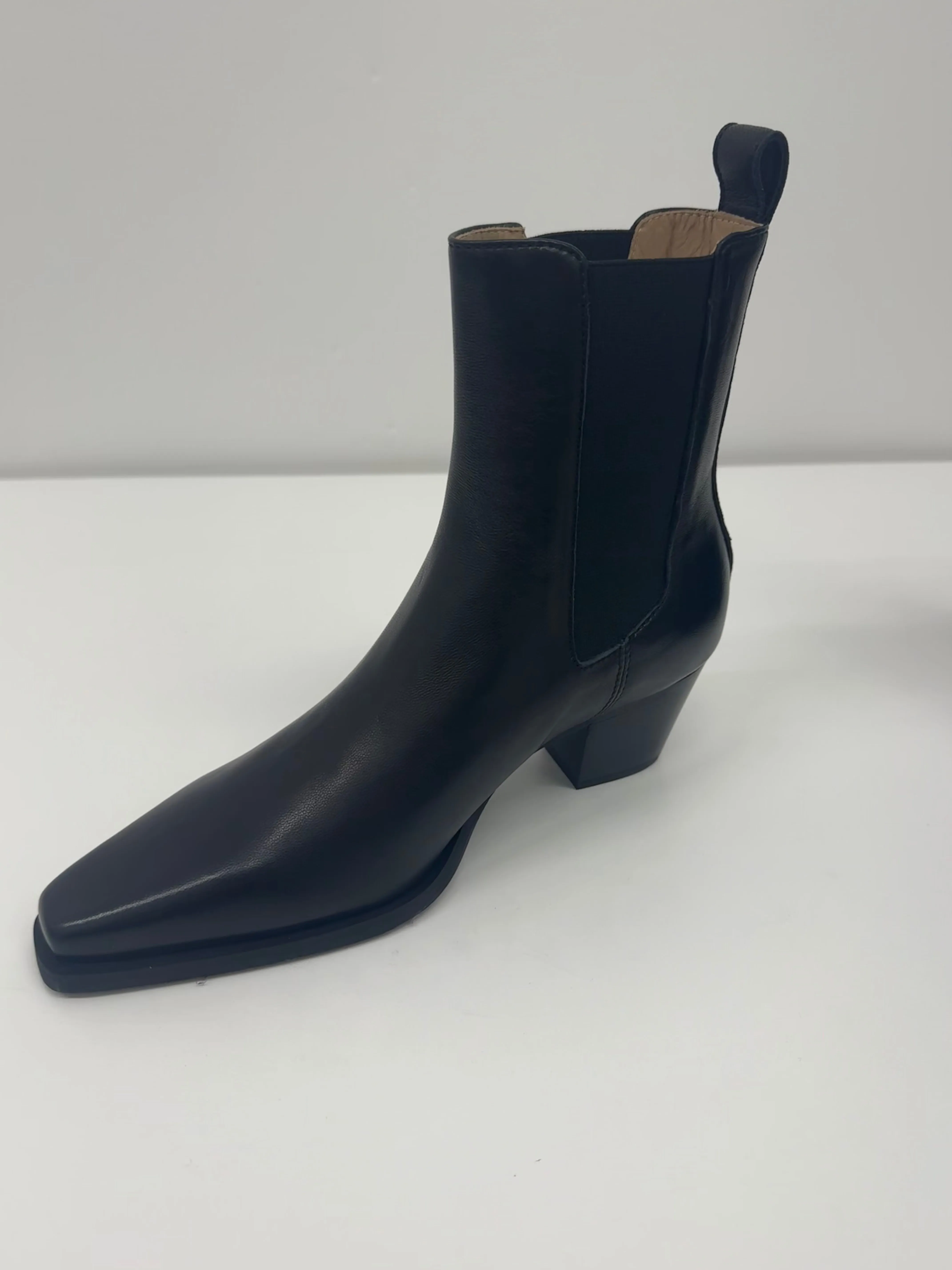 COPENHAGEN Smooth Black Ankle Boot