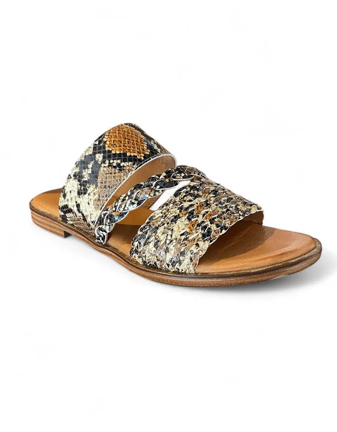 Cosku Sandals Mamba Leather