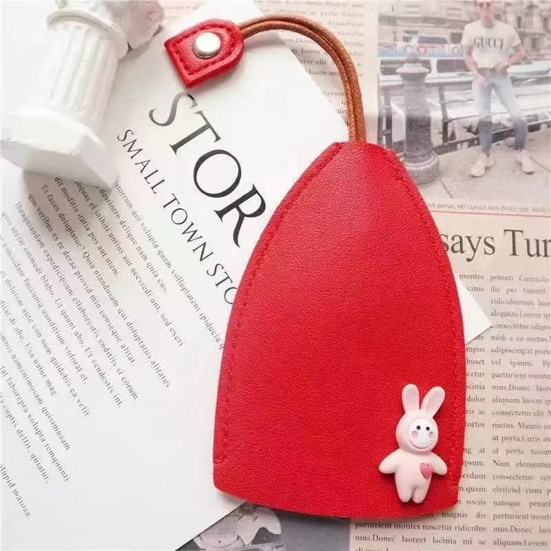 Creative Pull-out Cute Rabbit Leather Key Case