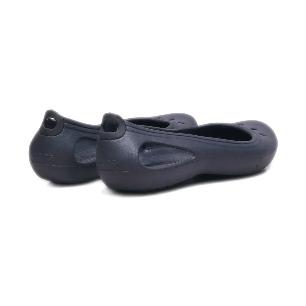 Crocs Flat Sandals Rubber Black Colour For Women