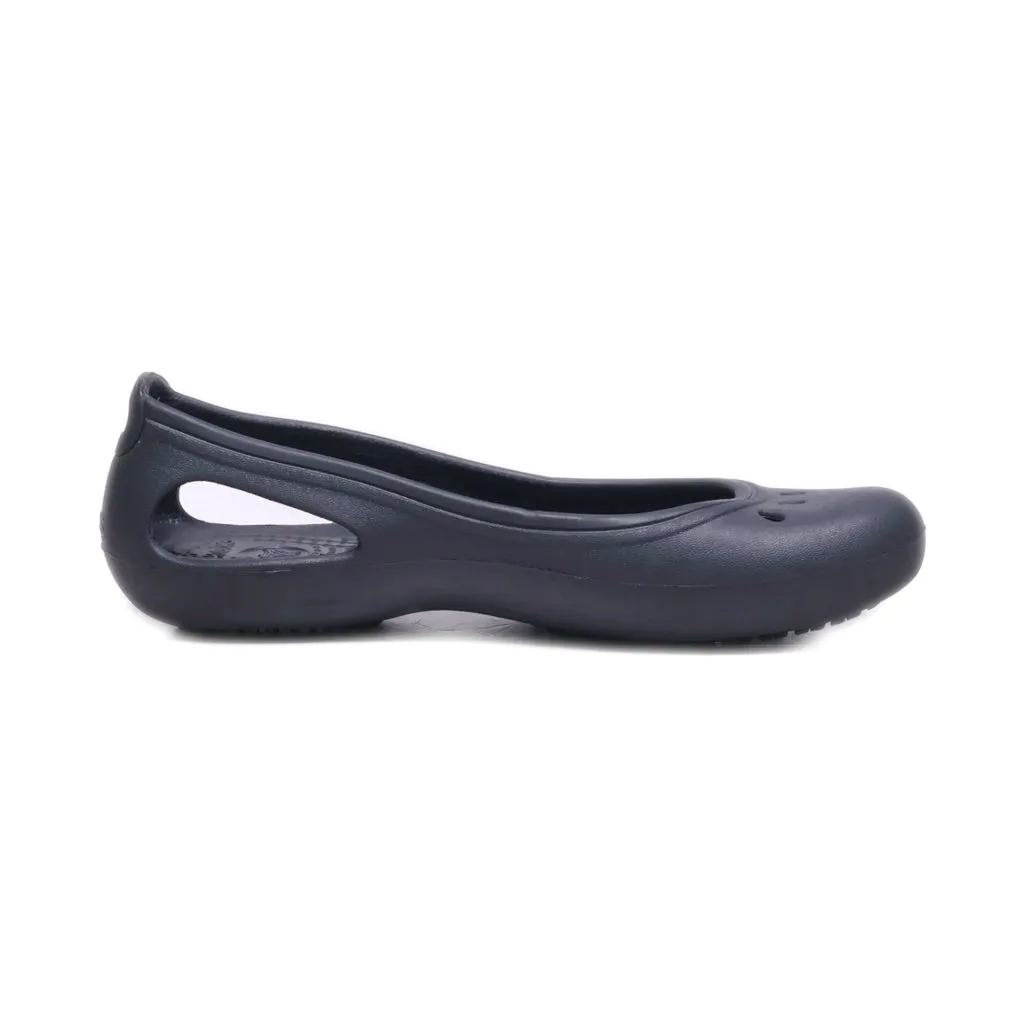 Crocs Flat Sandals Rubber Black Colour For Women