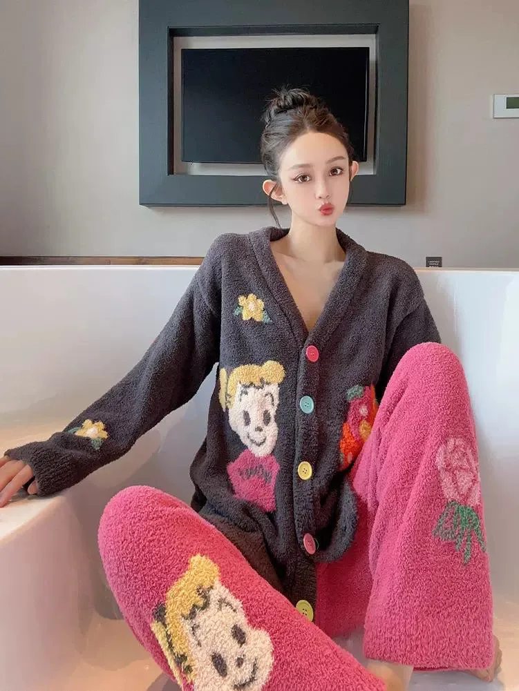 Cute Coral Velvet Pajamas  Women's Fleece Flannel Loungewear Set