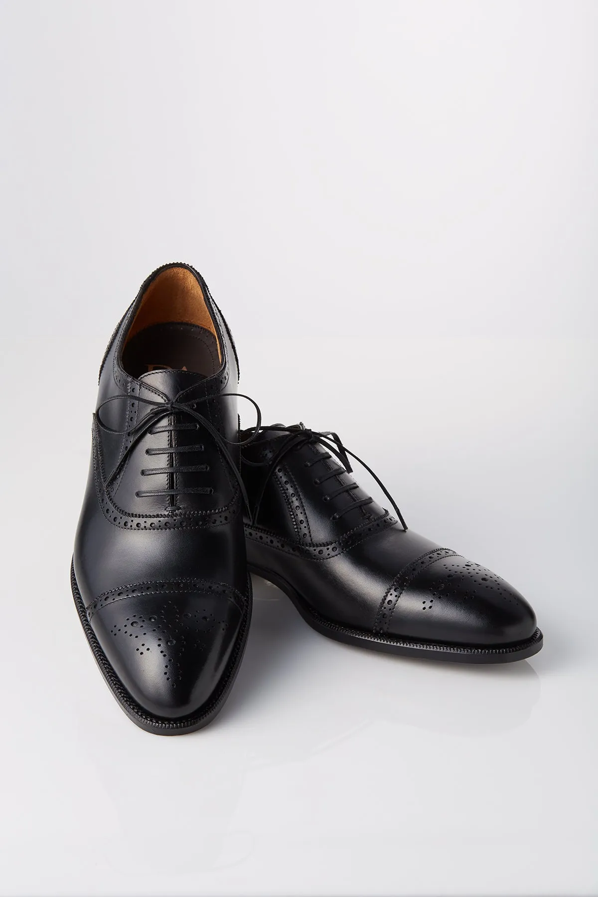 David August Leather Brogue Oxford in Black