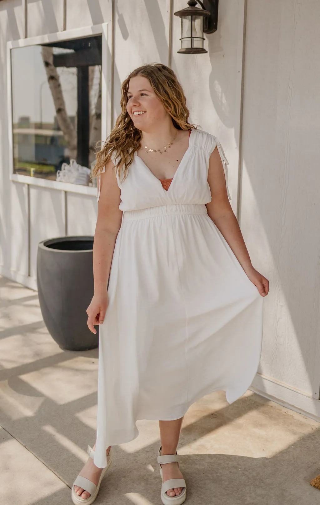 DIANA WHITE MIDI FLARE DRESS