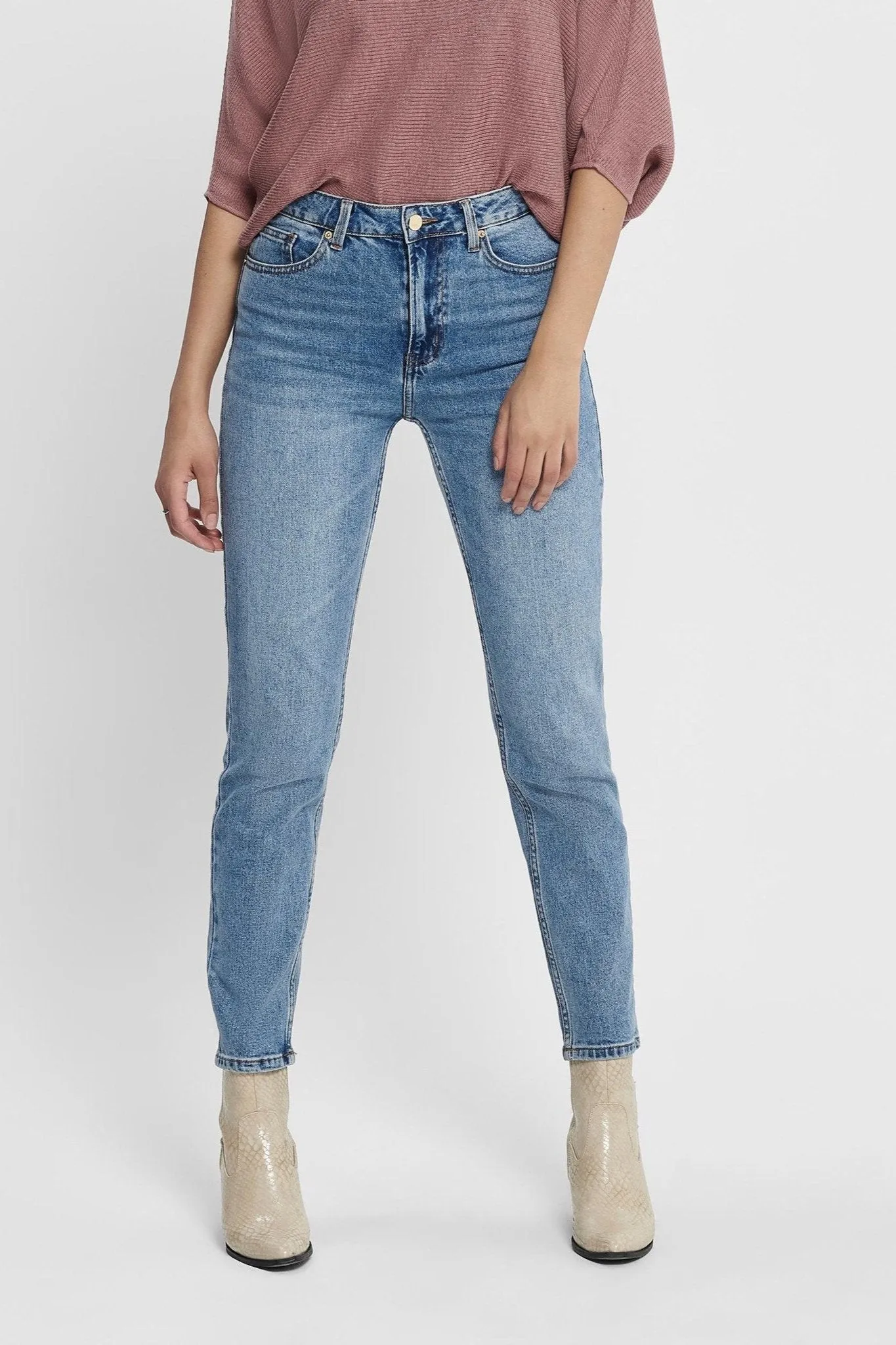 Emily High Waist Jeans - Medium Blue