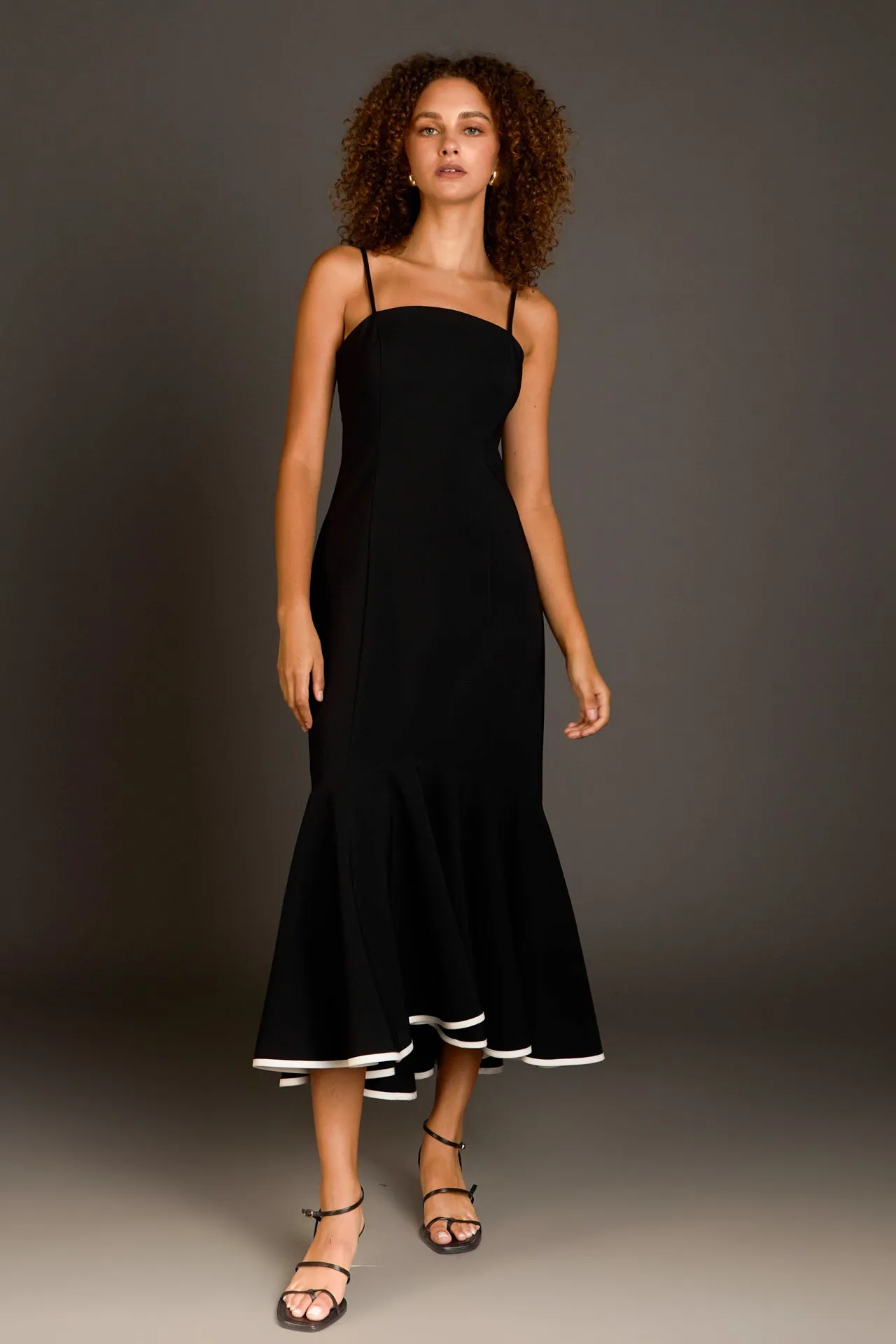 Endless Rose - Contrast Binding Flounce Maxi Dress