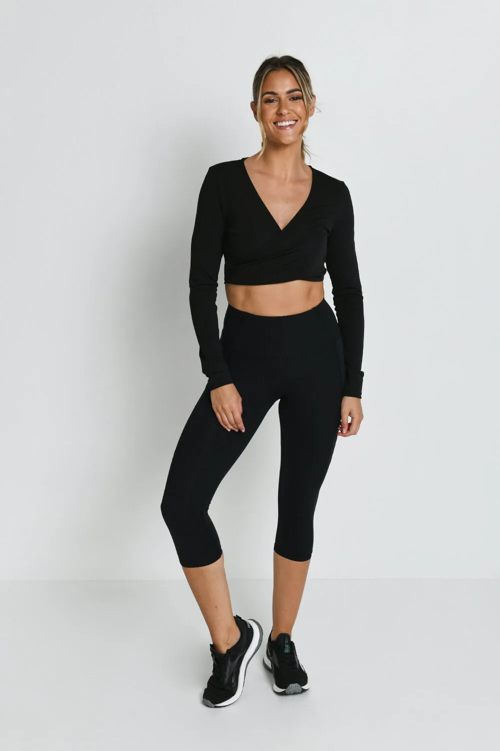 Energise Cropped High Waisted Gym Leggings - Midnight Black