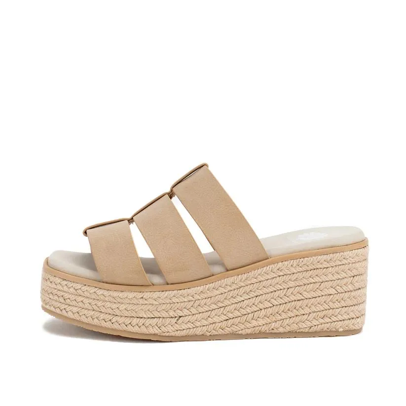 Feeling the Joy Wedge Platform Sandals!!