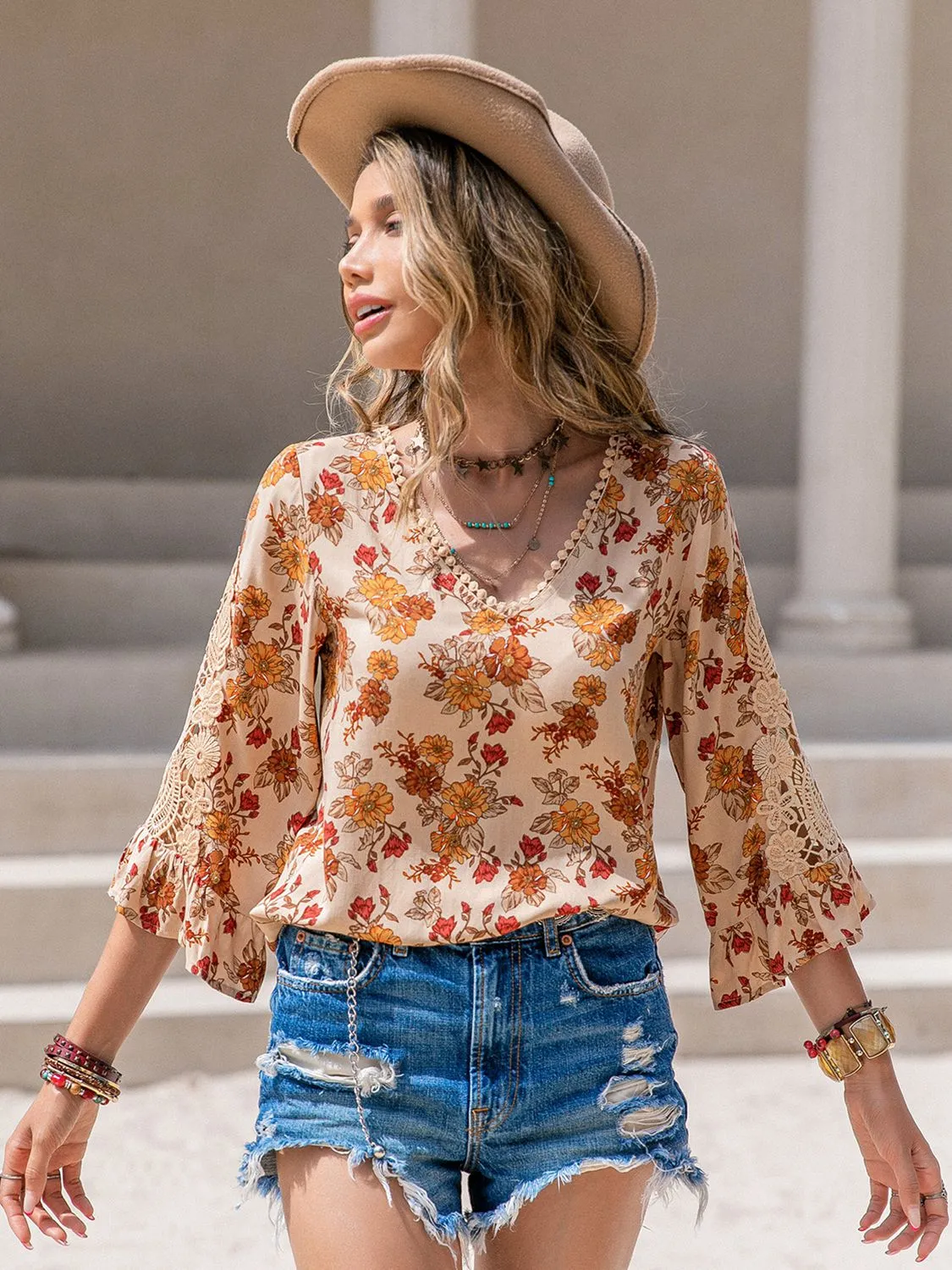 Floral V-Neck Spliced Lace Blouse