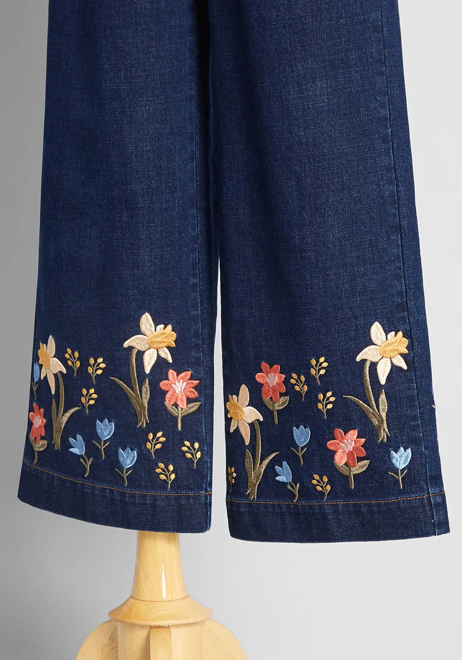 Flower Grazing Embroidered Wide-Leg Jeans