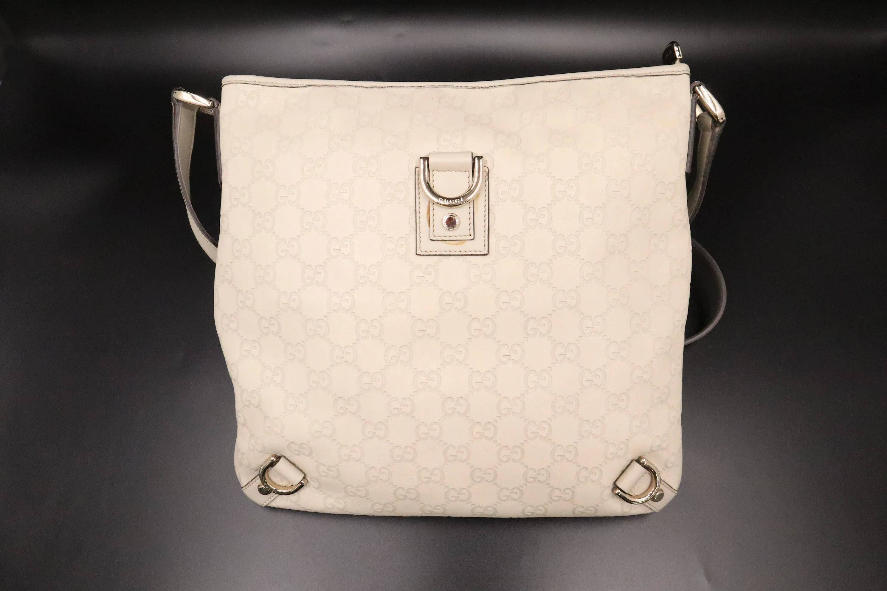 Gucci Crossbody in White Guccissima Leather