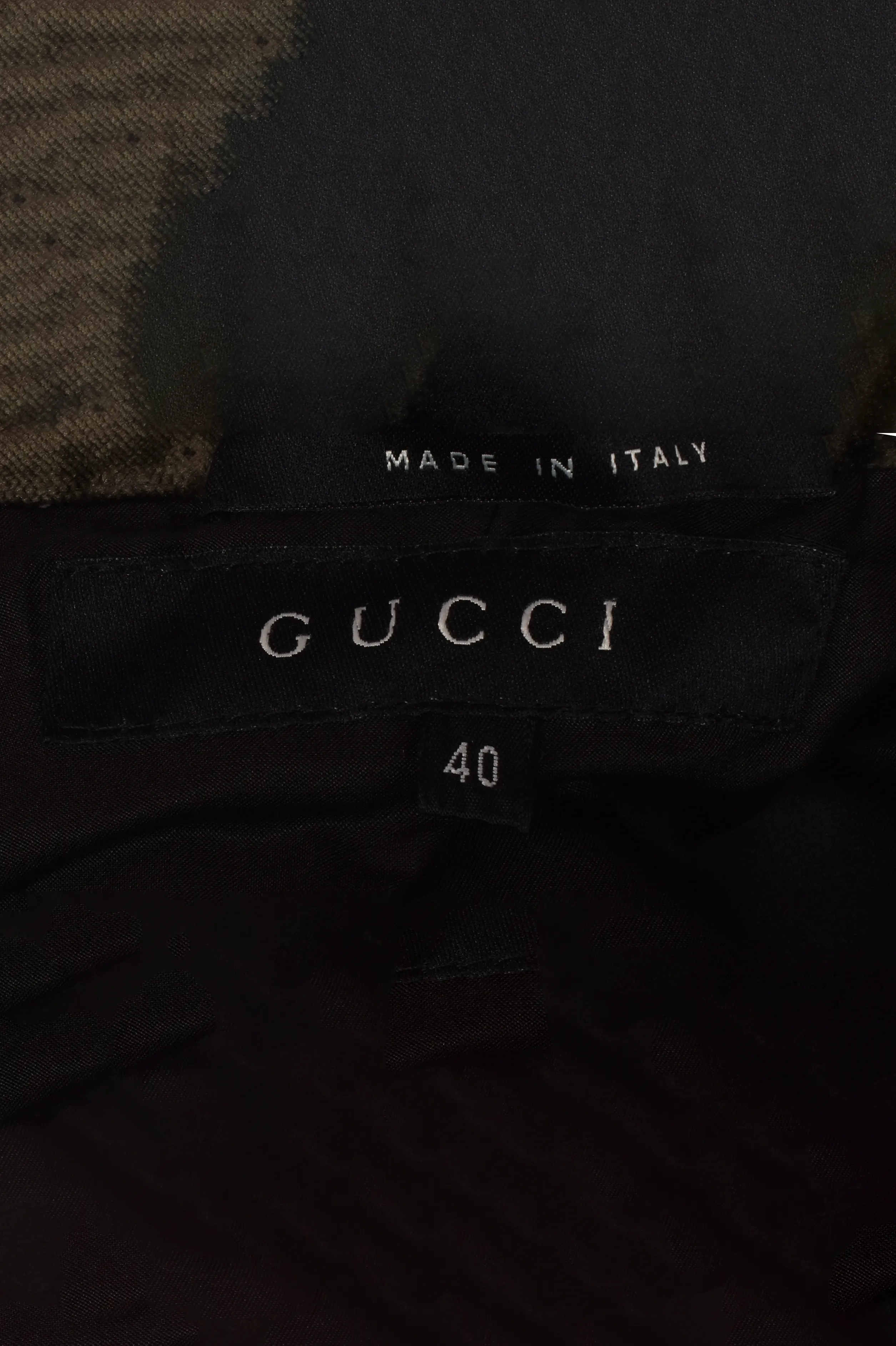 GUCCI GREEN VELVET SUIT WITH SILK TRIMS