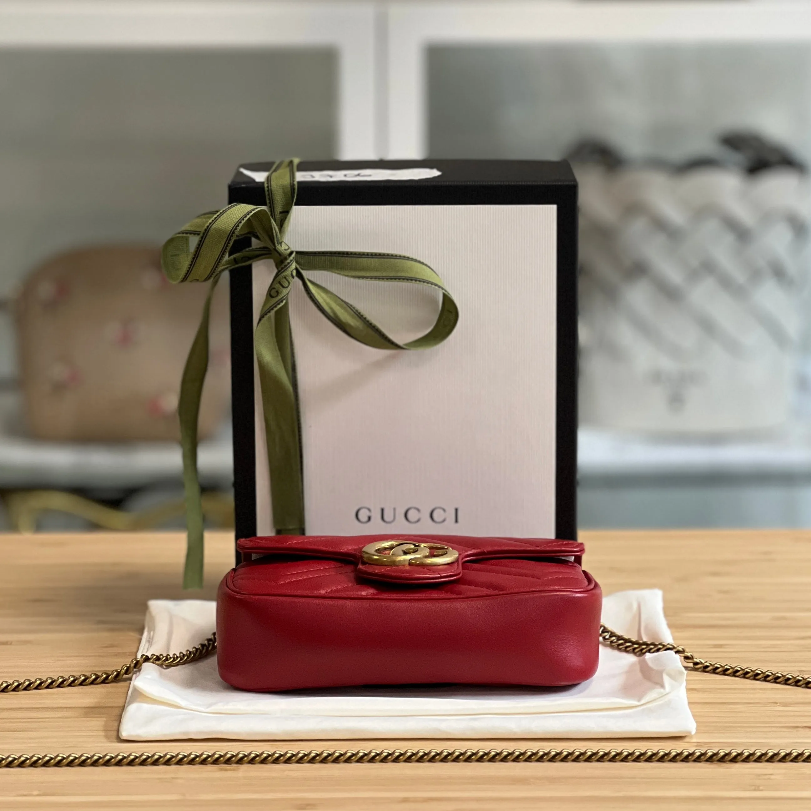 Gucci Marmont Super Mini