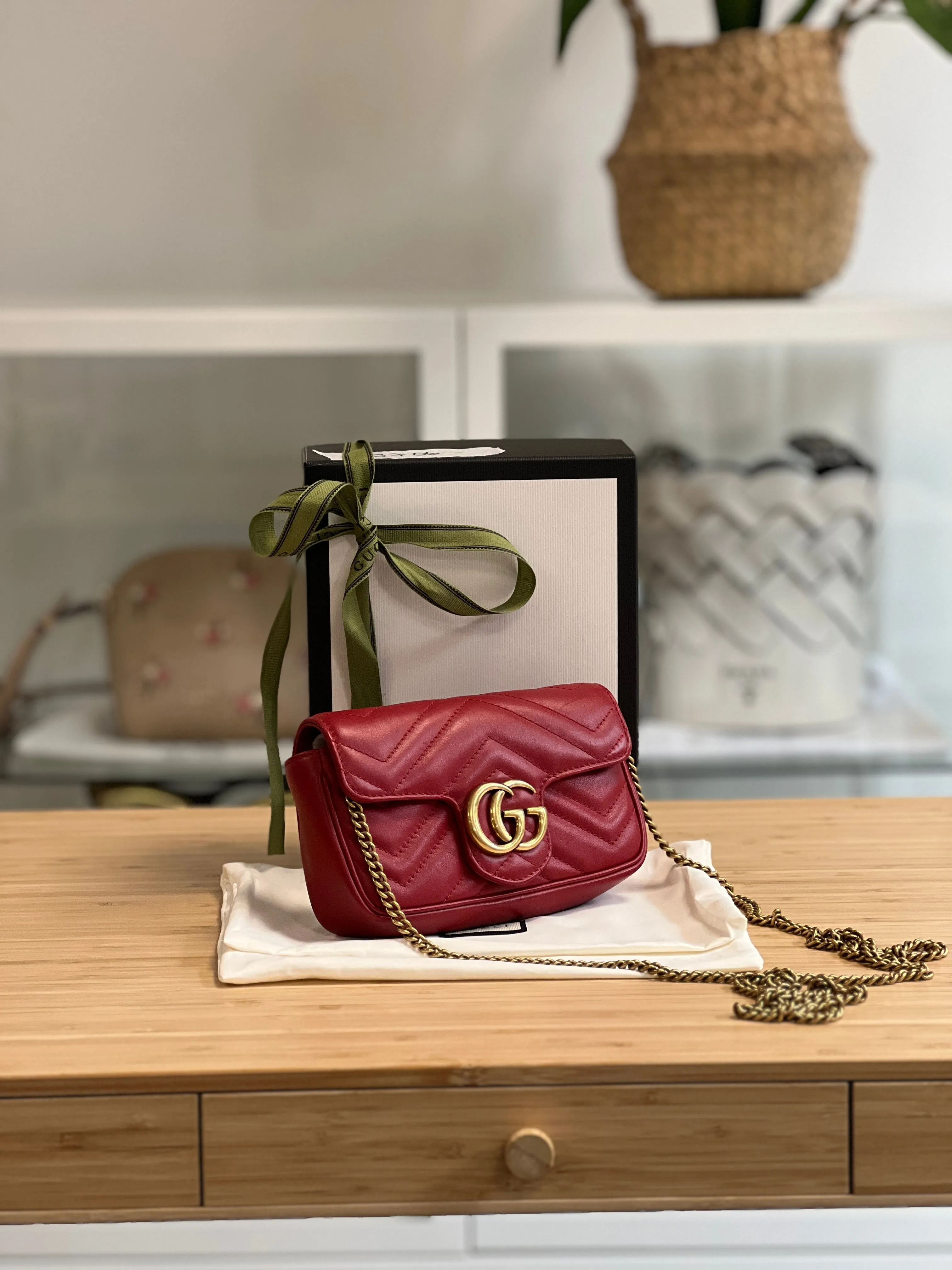 Gucci Marmont Super Mini